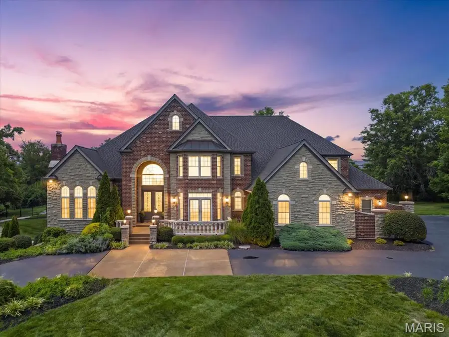 33 Chapel Hill Estates, Saint Louis, MO 63131 - #2
