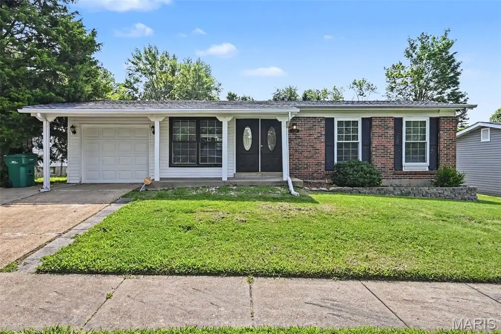11748 Vizcuya Court, Florissant, MO 63033 - #1