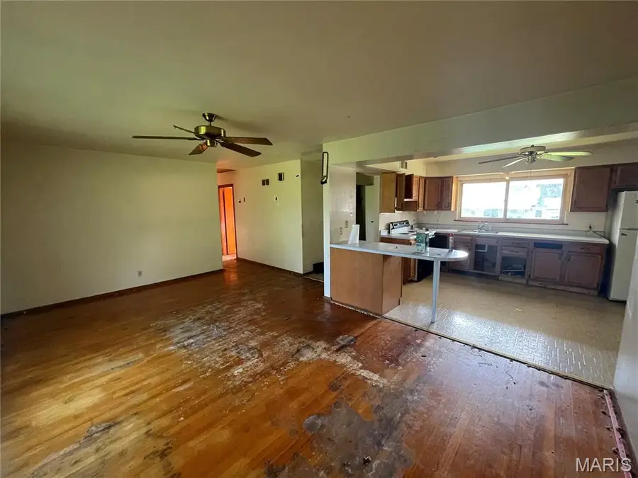 4136 Golden Valley Drive, Mehlville, MO 63129 - #2