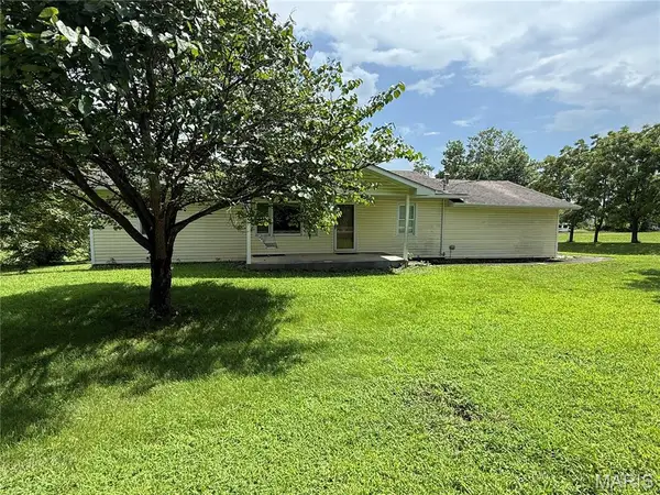 12376 Biram Drive, Plato, MO 65552