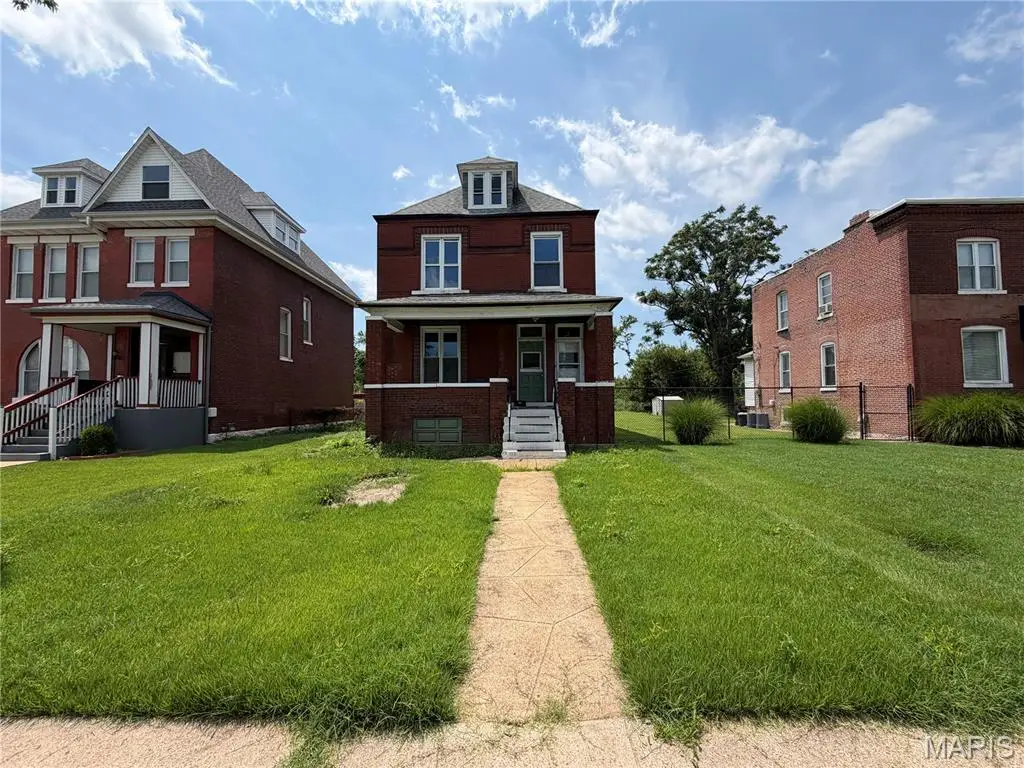 4806 Hammett Place, Saint Louis, MO 63113 - #1