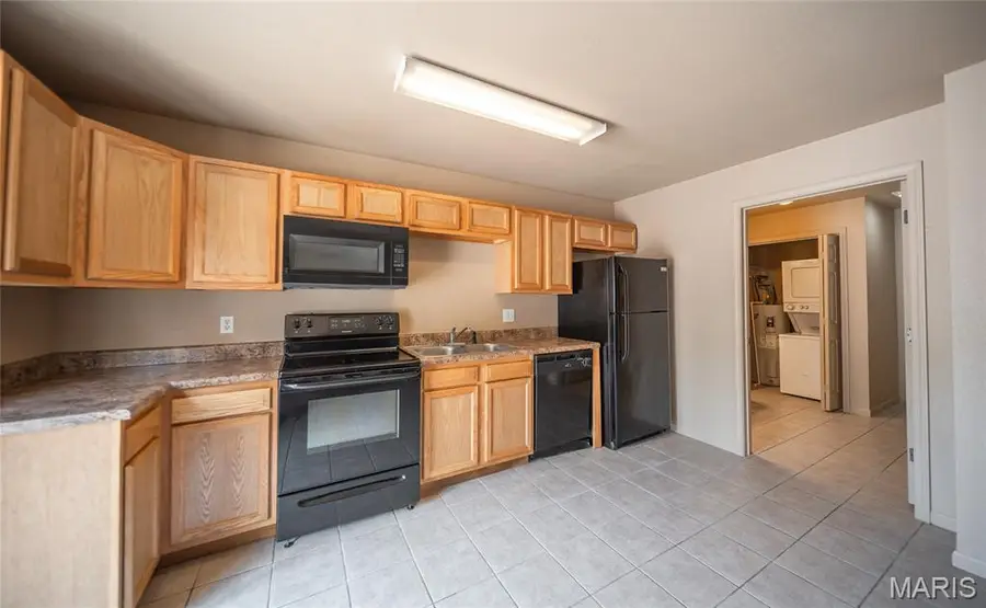 16524 Hunters Ridge Lane #A, B, C, D, Saint Robert, MO 65584 - #2