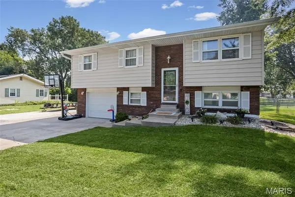 23296 Glenda Avenue, Jerseyville, IL 62052