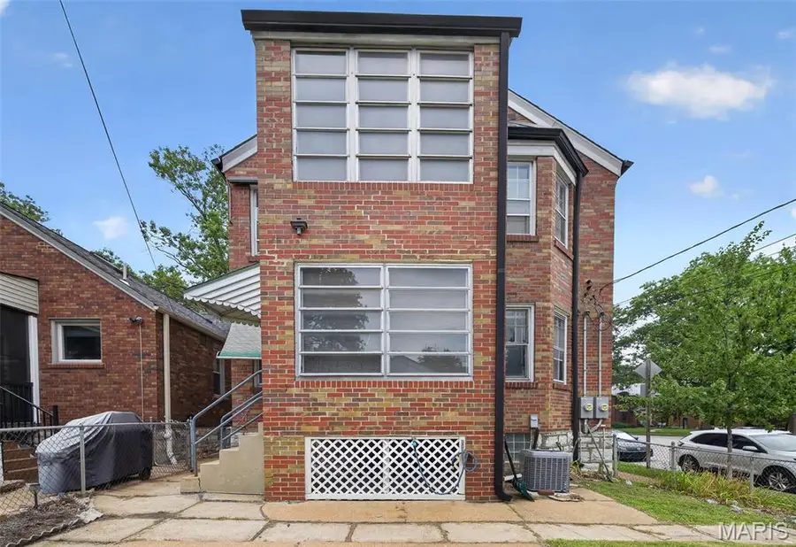 6500 Devonshire Avenue, Saint Louis, MO 63109 - #3