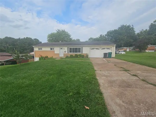 5500 Donbar Drive, St Louis, MO 63121