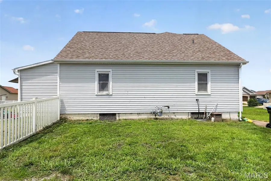 904 Sheridan Lane, Waterloo, IL 62298 - #3