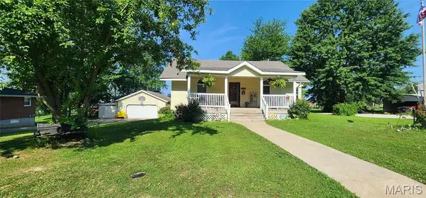 4999 College Avenue, Hannibal, MO 63401