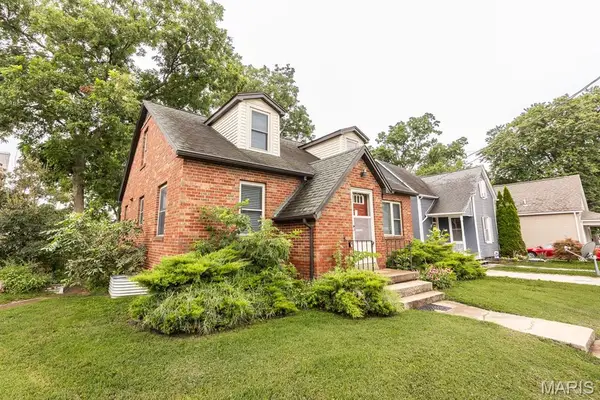 618 E Main Street E, Mascoutah, IL 62258