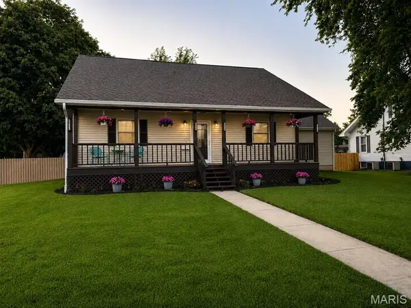 105 E Elm Street, Gillespie, IL 62033