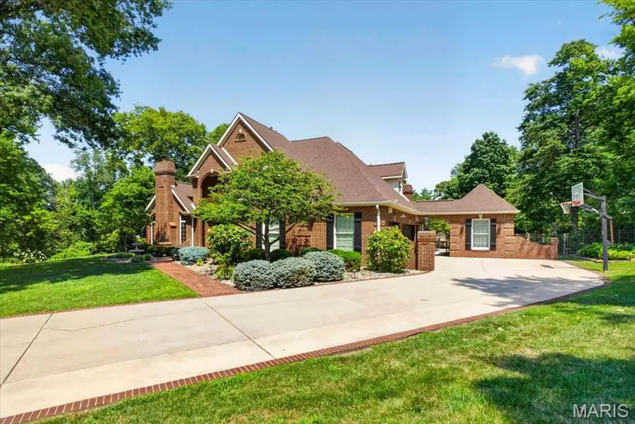 1511 18th Green Court, Belleville, IL 62220 - #2