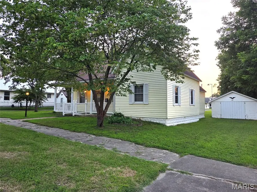 207 N Marion Street, Malden, MO 63863 - #2