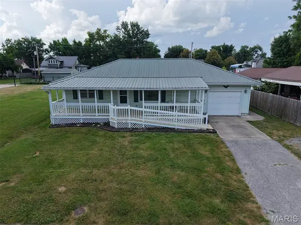 657 W Main, Kahoka, MO 63445