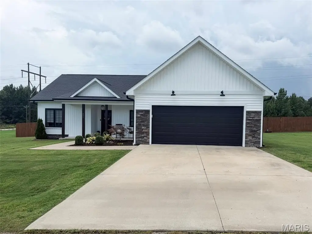 205 Berkshire, Poplar Bluff, MO 63901 - #1