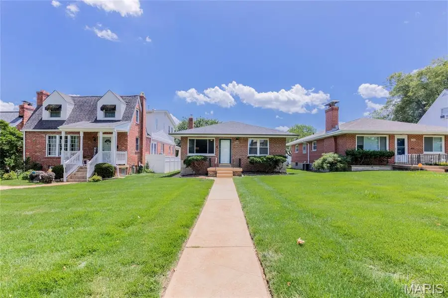 6558 Oleatha Avenue, Saint Louis, MO 63139 - #3