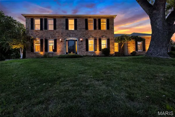 15525 Windsor Ridge Court, Chesterfield, MO 63017