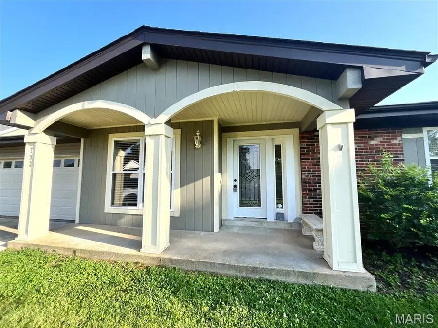 732 Woodrun, Ballwin, MO 63026 - #3