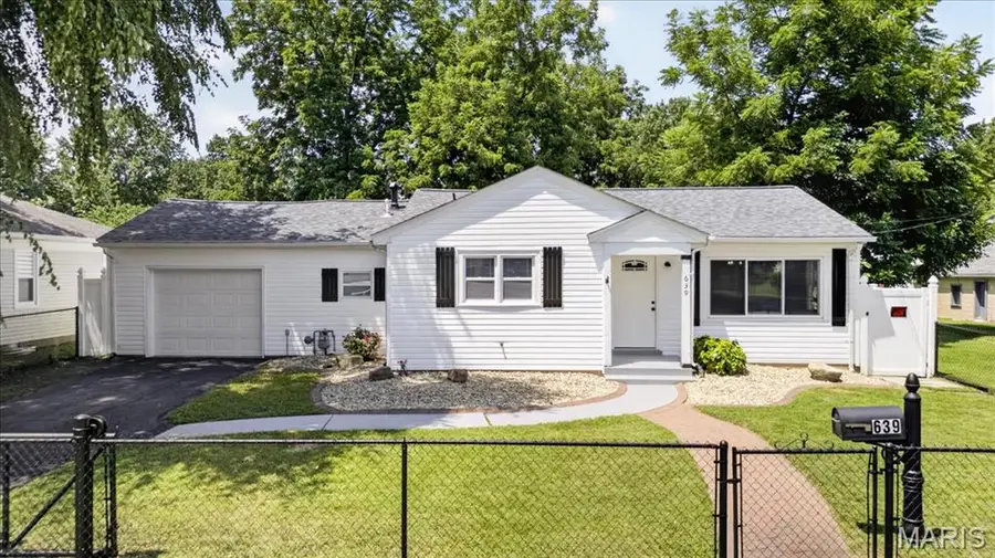 639 Royal Heights Road, Belleville, IL 62226 - #2