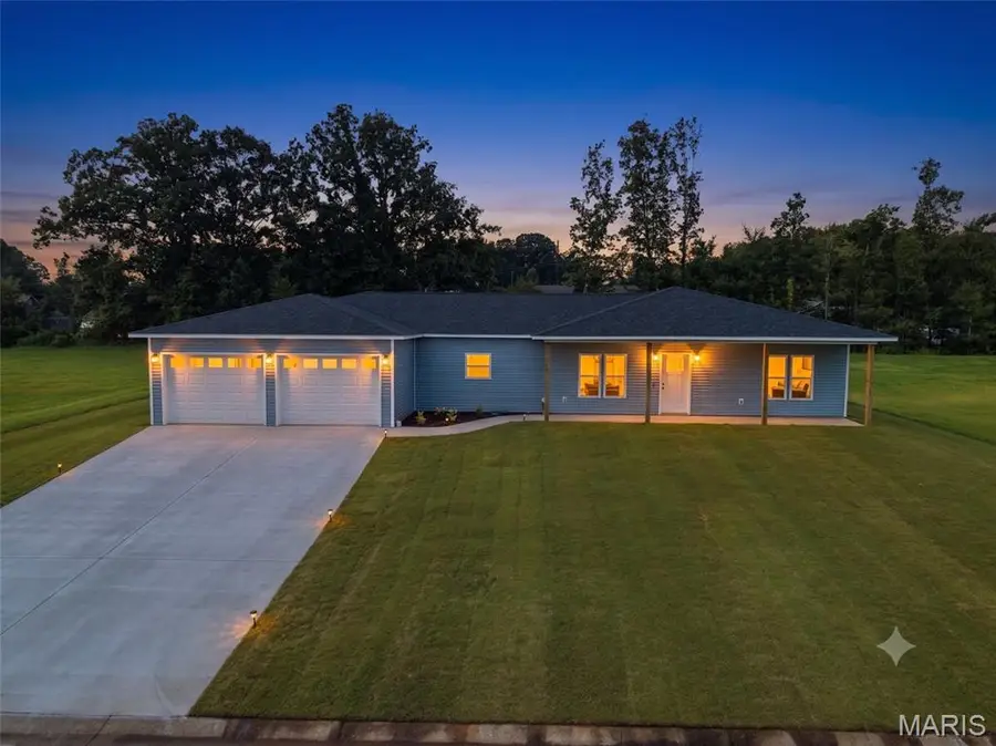 271 Century Avenue, Poplar Bluff, MO 63901 - #2