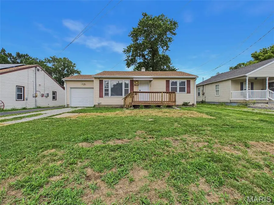 728 N Prairie Street, Bethalto, IL 62010 - #2