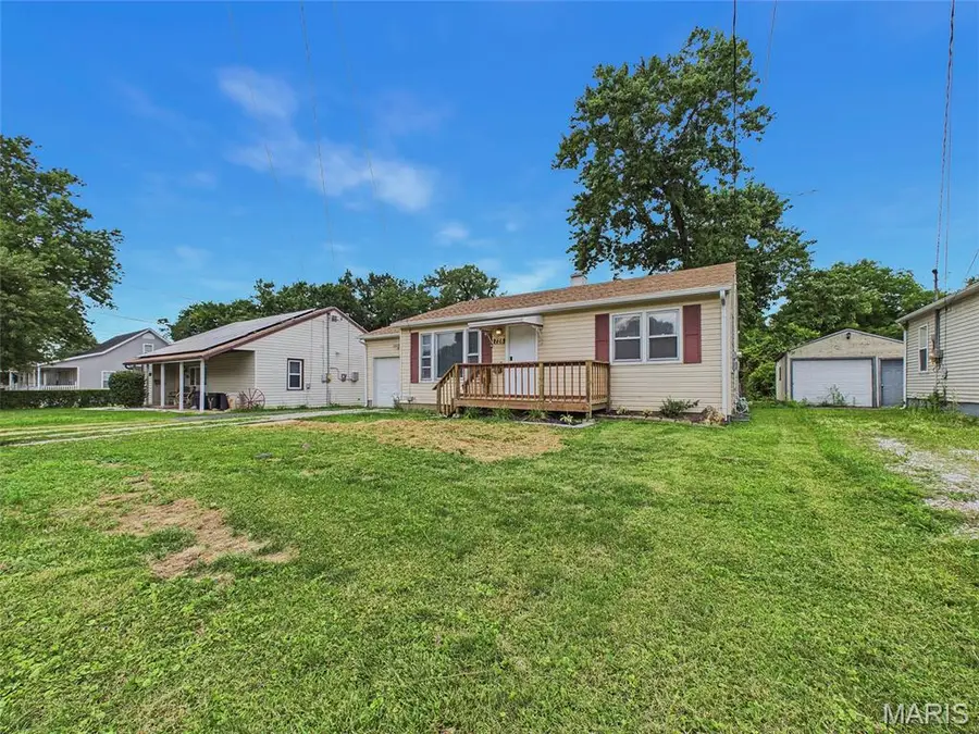 728 N Prairie Street, Bethalto, IL 62010 - #3
