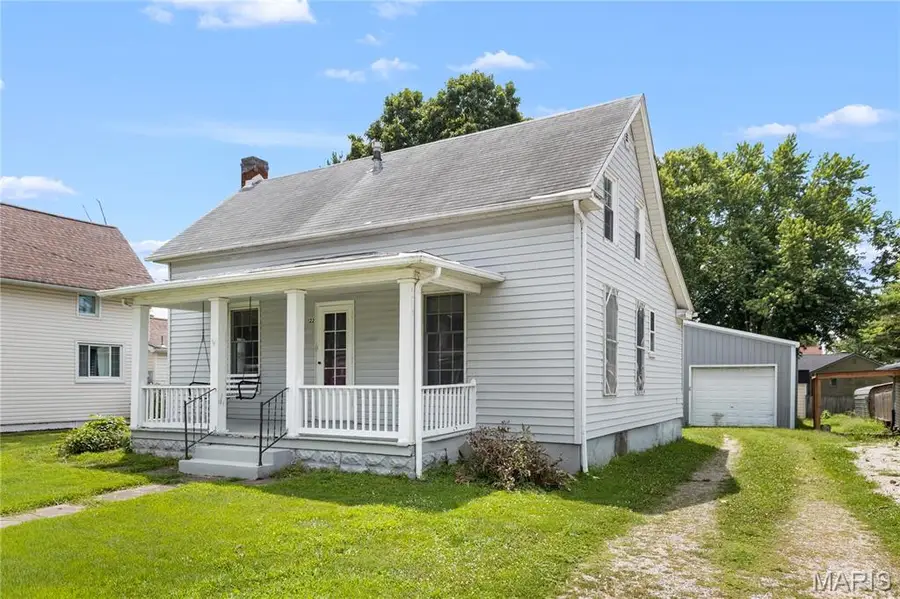 122 E Center Street, Brighton, IL 62012 - #2