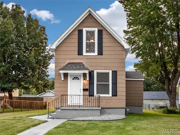 719 Summit Avenue, Collinsville, IL 62234