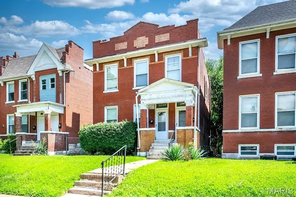 4422 Holly Avenue, St Louis, MO 63115
