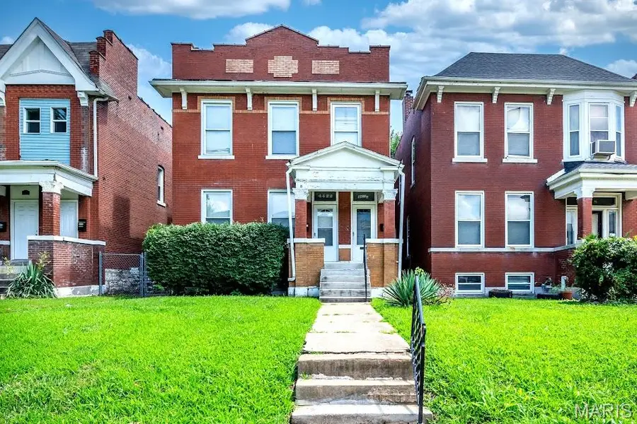 4422 Holly Avenue, Saint Louis, MO 63115 - #2