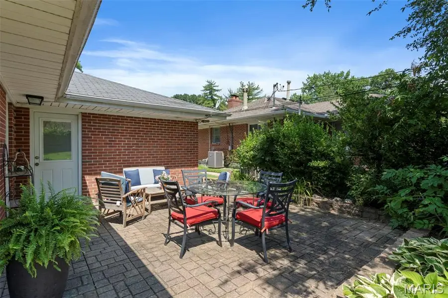 930 Blackberry Place, Saint Louis, MO 63130 - #3