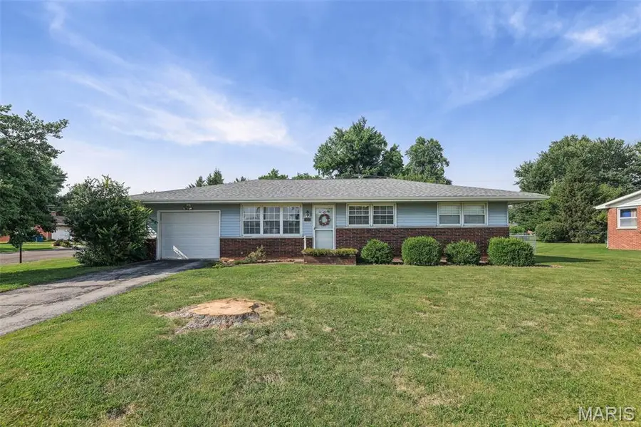 701 E Bethalto Boulevard, Bethalto, IL 62010 - #3