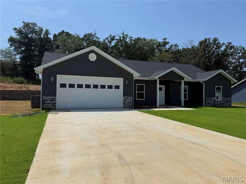 321 Kearbey Drive, Poplar Bluff, MO 63901 - #1