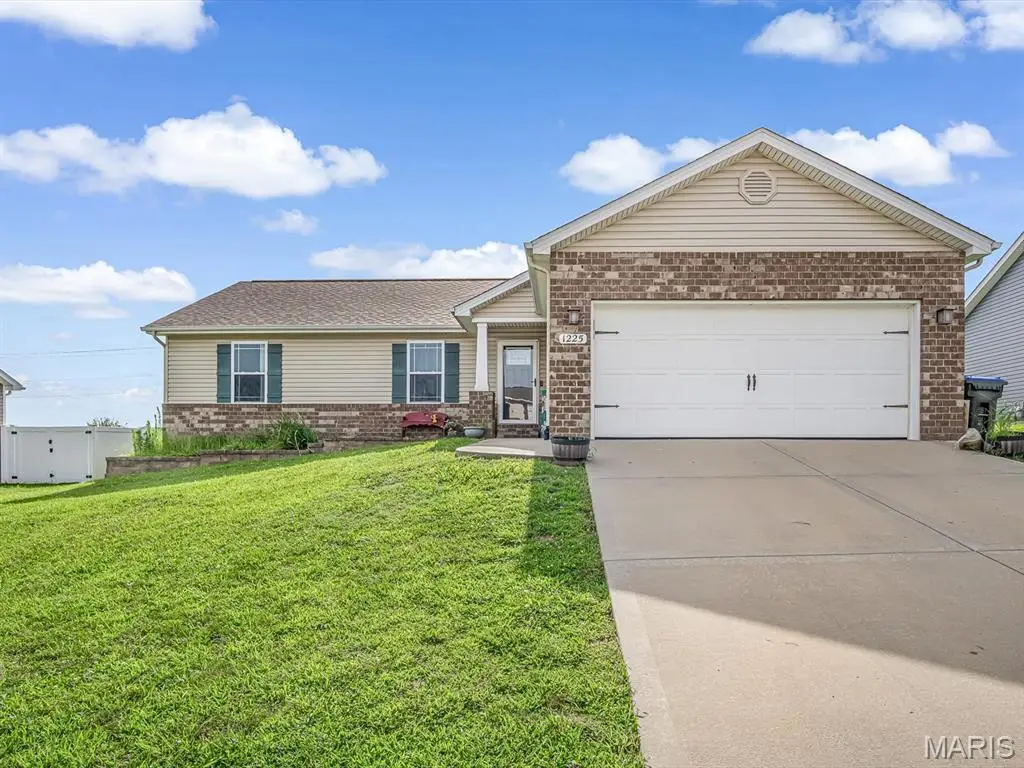 1225 Sherwood Lane, Waterloo, IL 62298 - #1