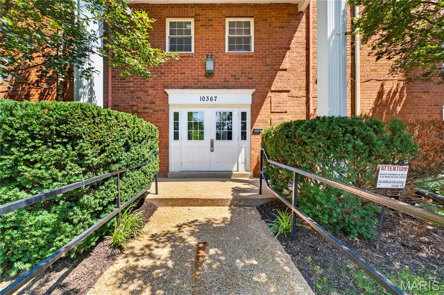 10367 Oxford Hill Drive #18, Saint Louis, MO 63146 - #2