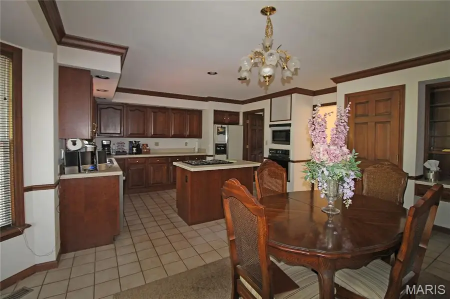 100 Worthington Oaks Drive, Creve Coeur, MO 63141 - #3
