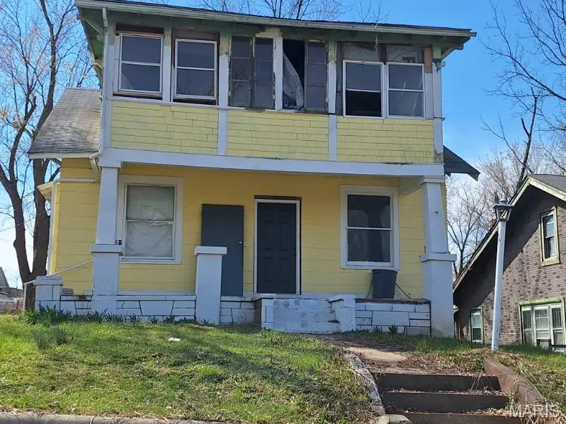 215 Division Street, Hannibal, MO 63401 - #1