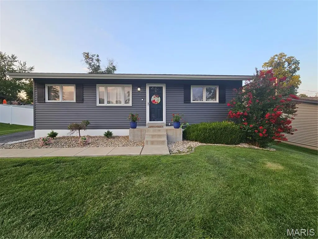 539 Golden Valley Drive, Mehlville, MO 63129 - #1