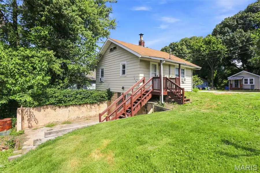 3219 Duco Street, Alton, IL 62002 - #2