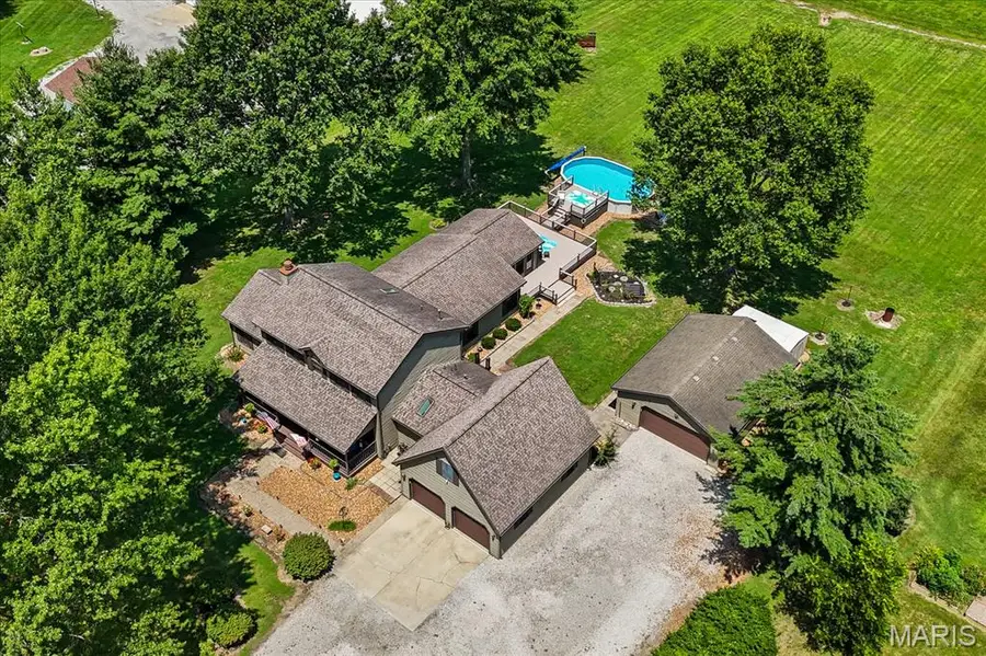 1431 Old State Route 13, New Athens, IL 62264 - #3