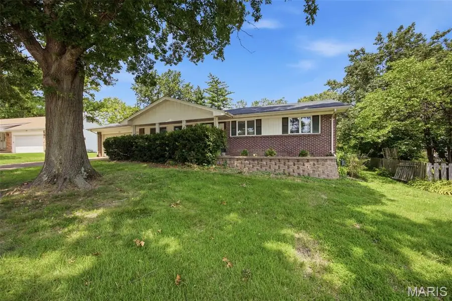 1001 Bridgeport Drive, Ellisville, MO 63011 - #3