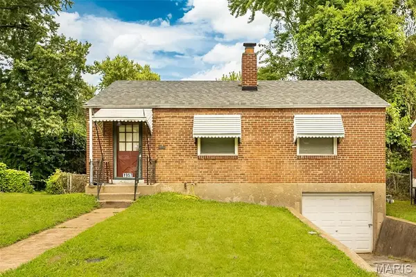 1957 Park Lane, St Louis, MO 63136