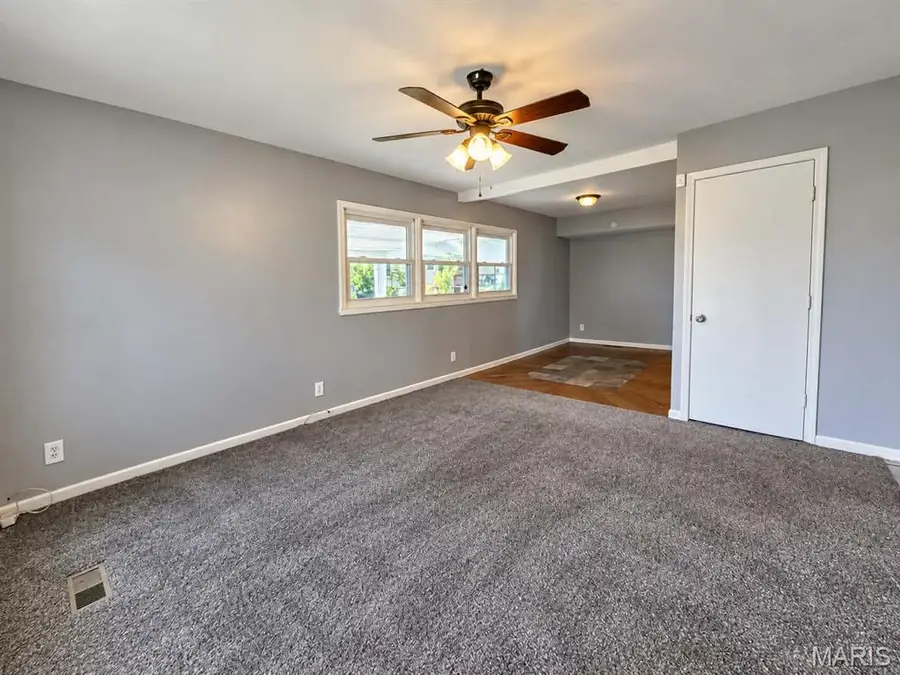 10431 Presley Road, Saint Louis, MO 63137 - #3