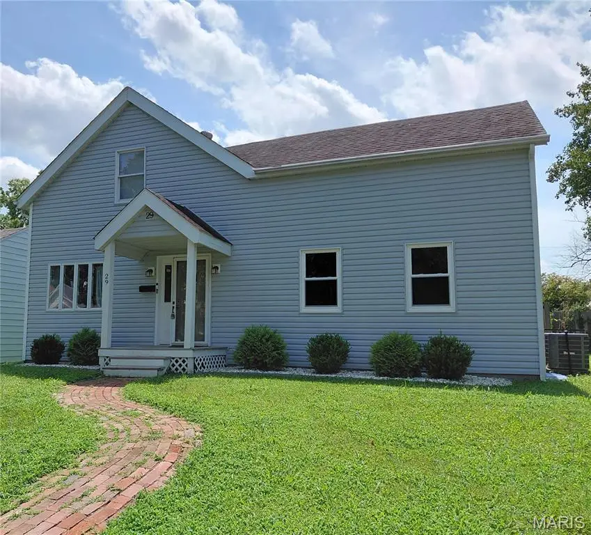 29 N Michigan Avenue, Belleville, IL 62221 - #1