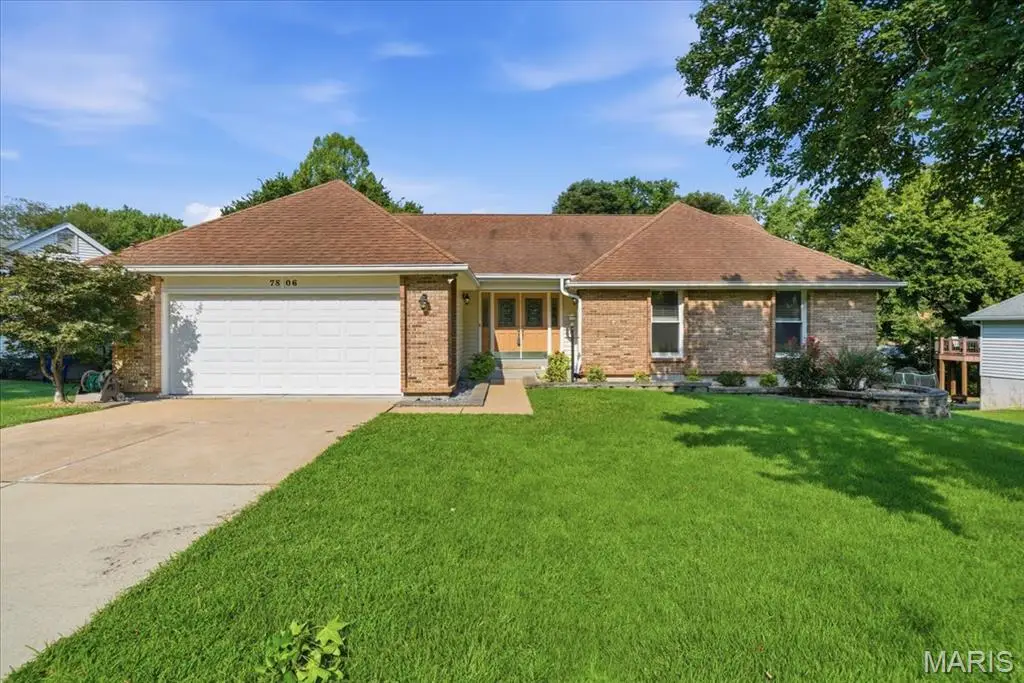 7806 Grantwood Oaks Court, Saint Louis, MO 63123 - #1