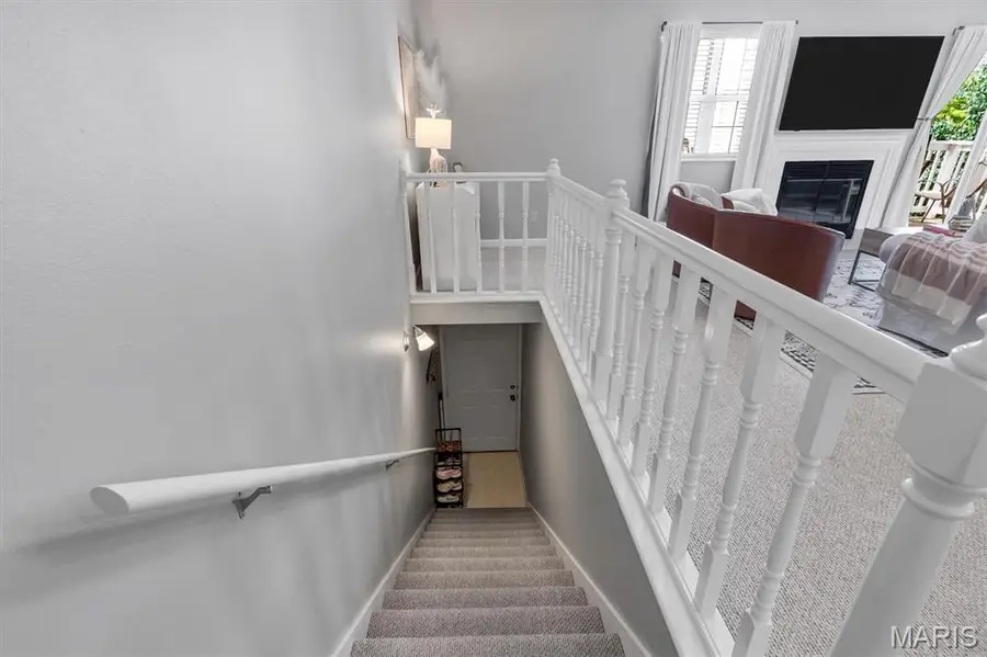 8912 Eager Road, Brentwood, MO 63144 - #2