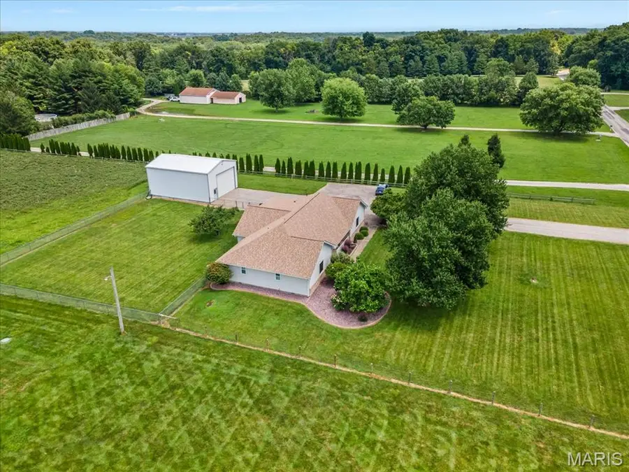 4575 Sage Road, Rochester, IL 62563 - #2