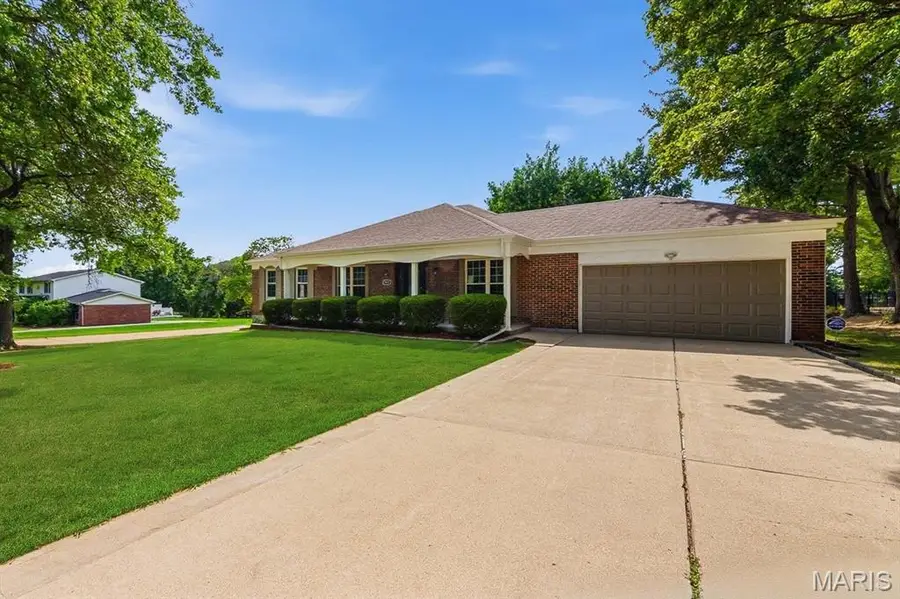 541 Princeway Court, Manchester, MO 63011 - #2