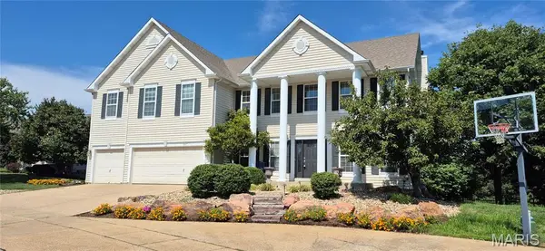 1517 Indian Hill Lane, Ballwin, MO 63021