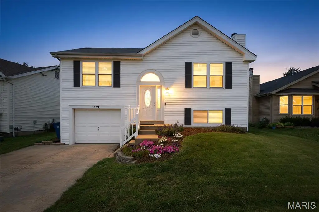 171 Kunze Drive, Saint Charles, MO 63303 - #1