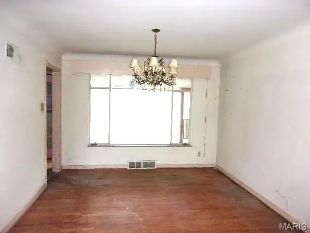 8 Price Meadows Drive, Saint Louis, MO 63132 - #2