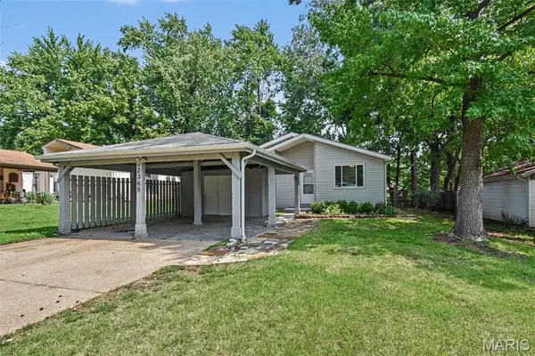 2365 Buttonwood Court, Florissant, MO 63031
